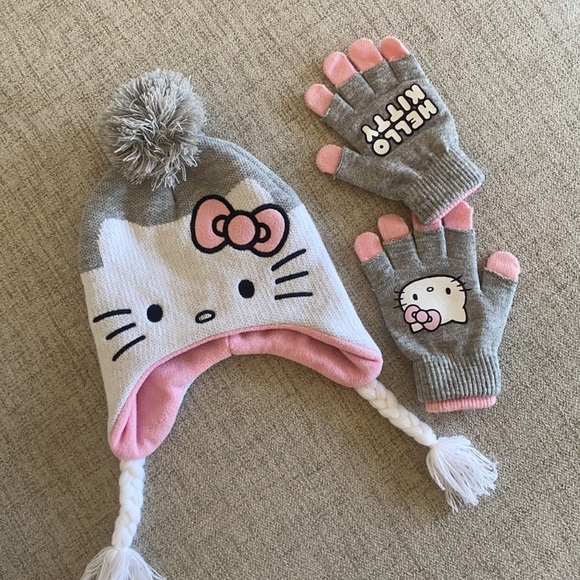 🪞 hello kitty fleece lined pink beanie glove Sanrio set - Picture 3 of 14